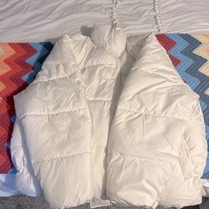 White Fabletics Essential Puffer